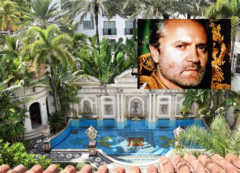 miami cadaveri casa versace|gianni versace cadaveri.